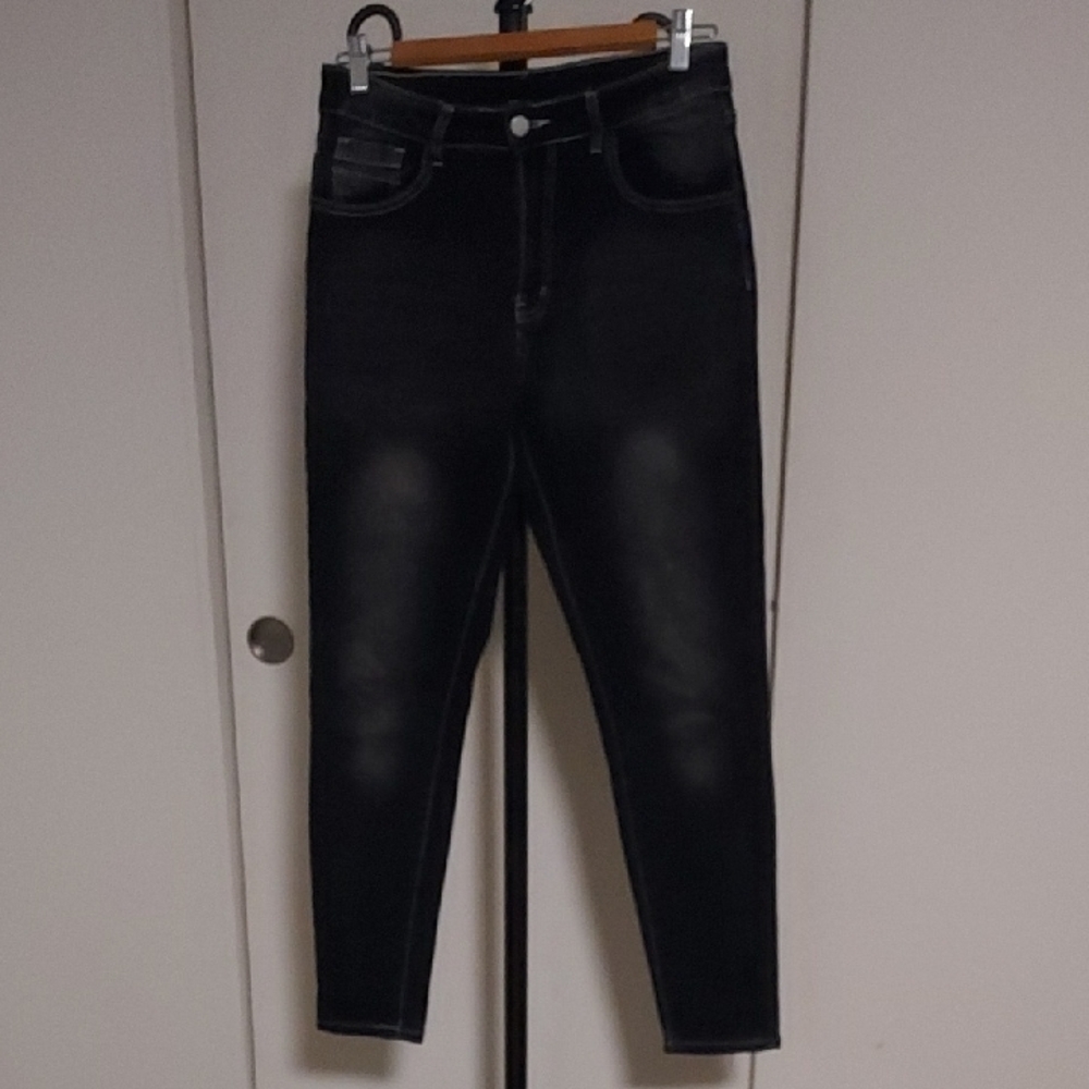 Elegant Black Skinny Jeans for Women